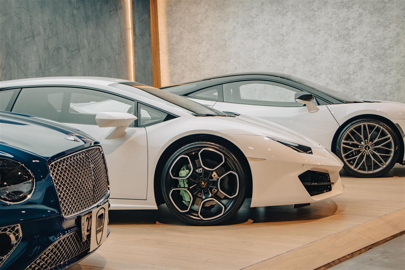 Luxury Automotive